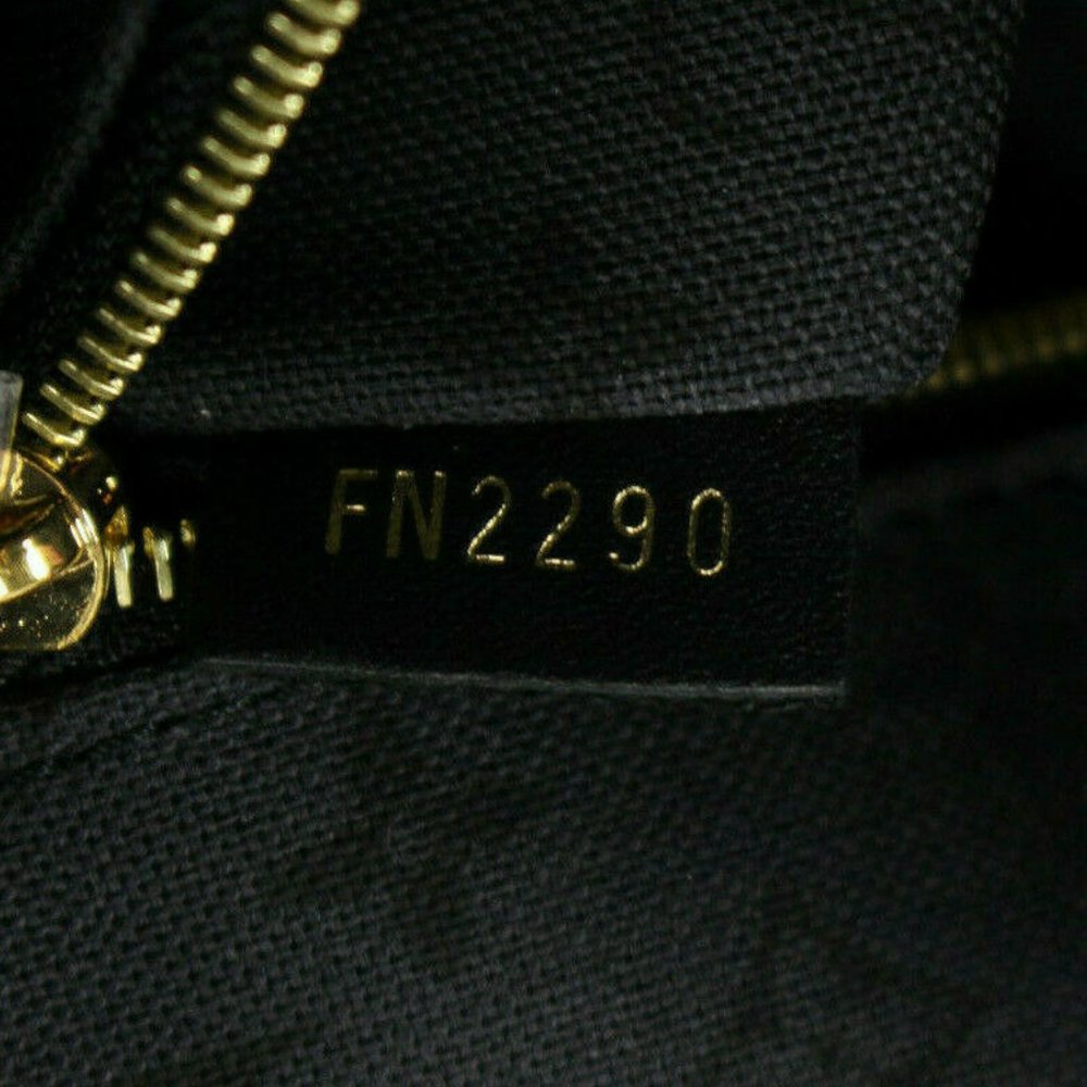 Authentic Louis Vuitton new CRAFTY onthego GM - Picture 4 of 10